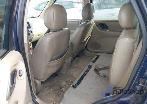 2003 Ford Escape Xlt from USA, damaged, VIN 1FMYU03103KA70873